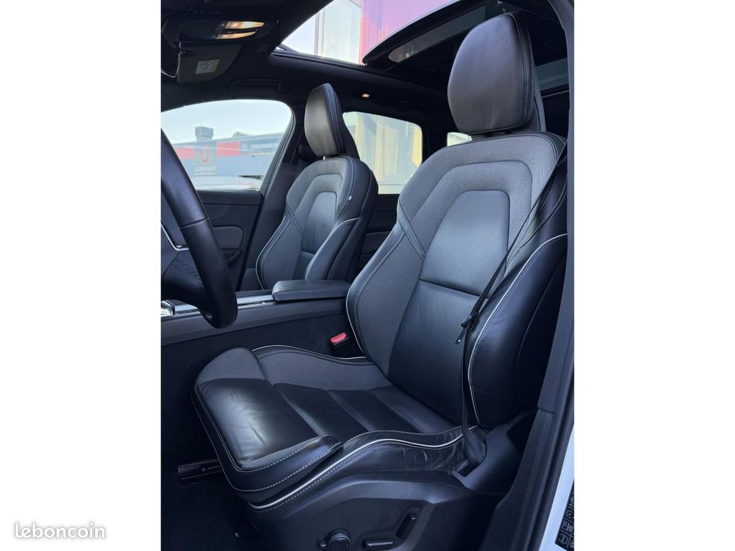 VOLVO XC60 T6 R-DESIGN 253 + 145ch AWD GEARTRONIC (image 4)