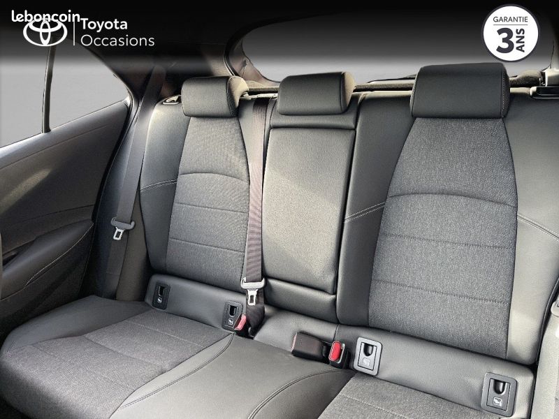 Toyota Corolla 1.8 140ch Design Pack Confort (image 12)