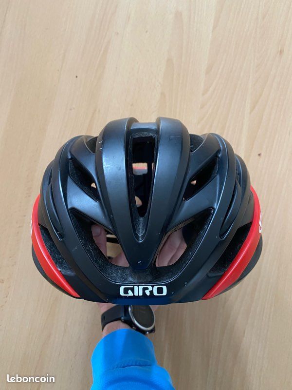 Casque vélo Giro - Équipements vélos