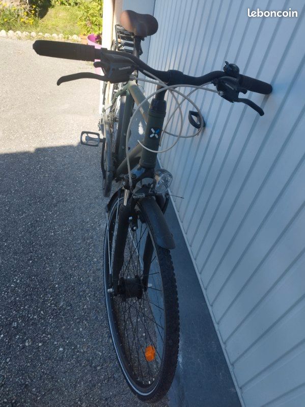 Vélo de route et équipements (image 1)