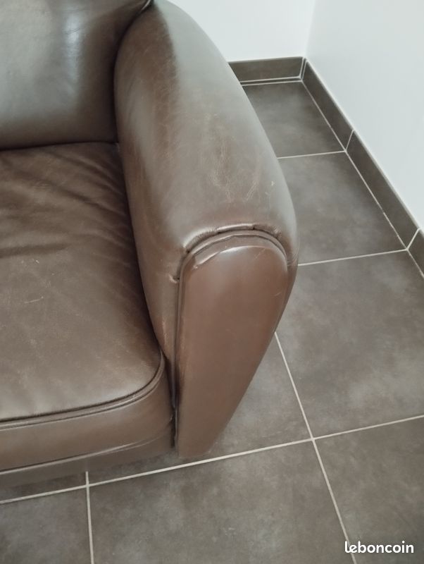 Fauteuil et canapé club cuir (image 5)