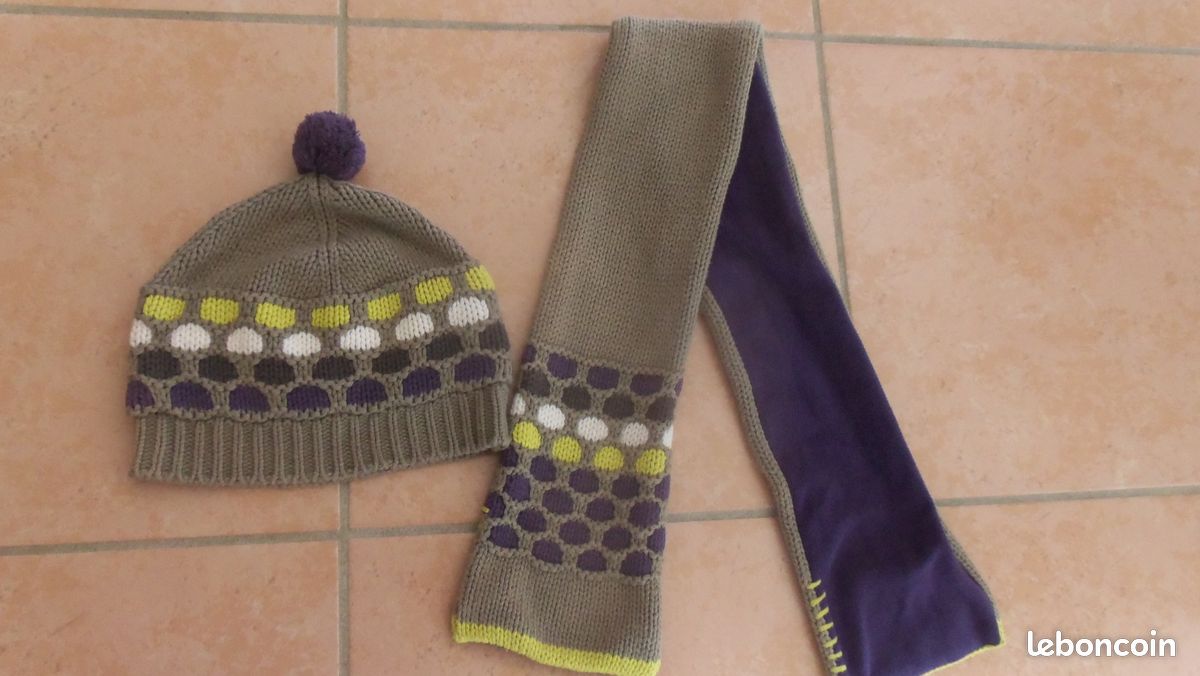 Ensemble bonnet et écharpe MARESE fille 51 cm TBE (image 1)