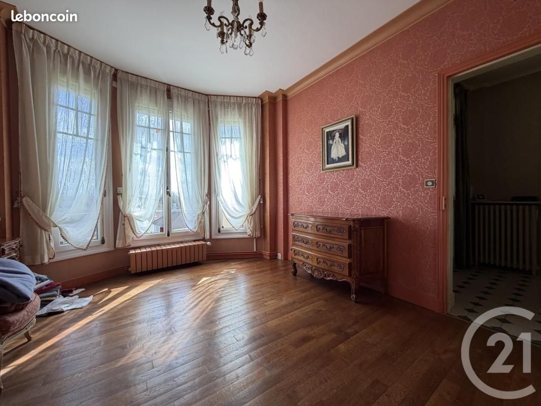 Château 7 pièces 150 m² (image 5)