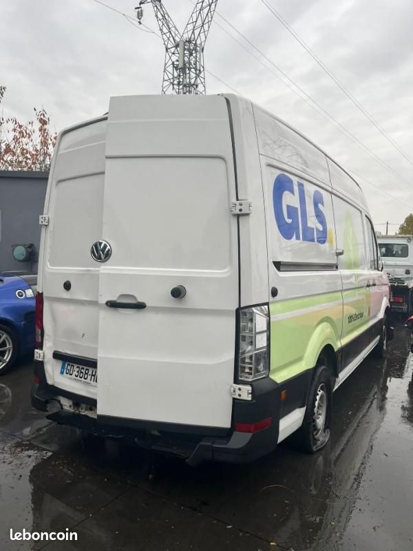 Volkswagen Crafter VAN e- 35 L3H3 136 CH ACCIDENTEE (image 5)