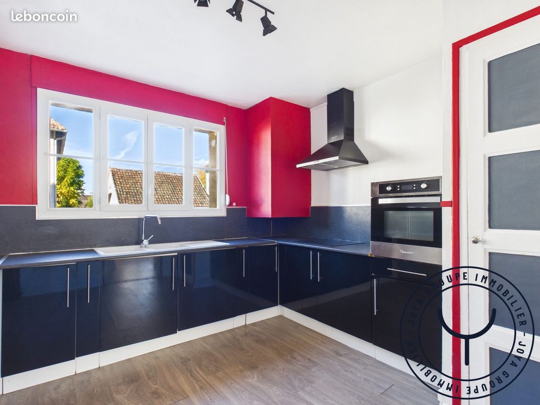 Appartement 3 pièces 72 m² · à La Chapelle-Saint-Luc · 72 m² · 720 €/mois
