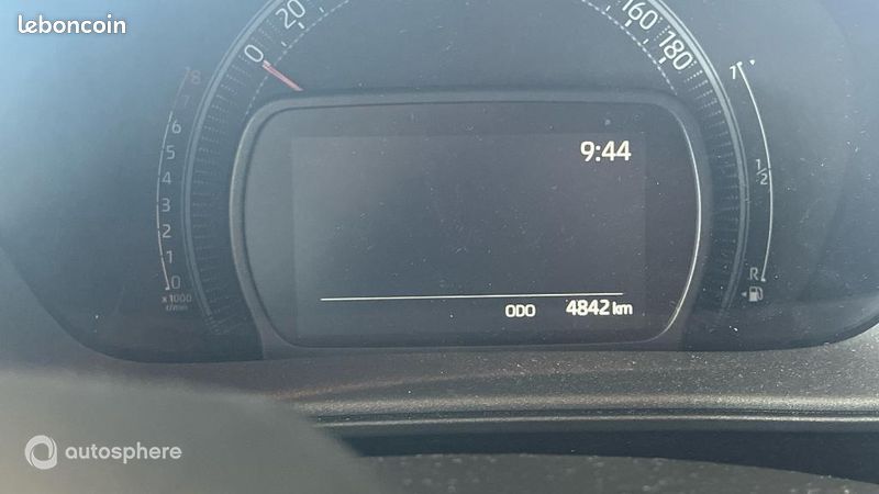 Toyota Aygo X 1.0 VVT-i 72ch Design MY24 (image 9)