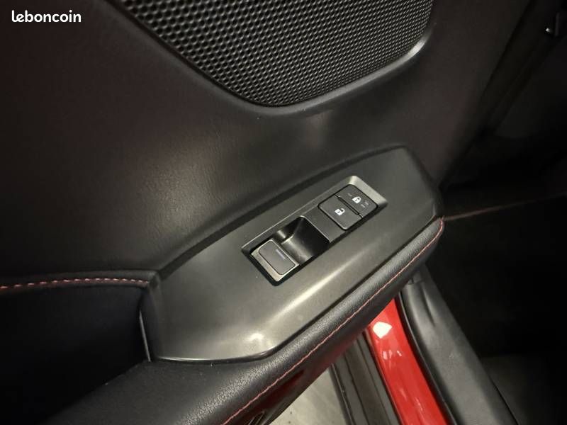 Lexus LBX 2WD Emotion (image 22)