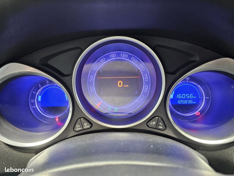 Citroen DS4 1.6 THP 200CH SPORT CHIC VENTE A PRO (image 5)