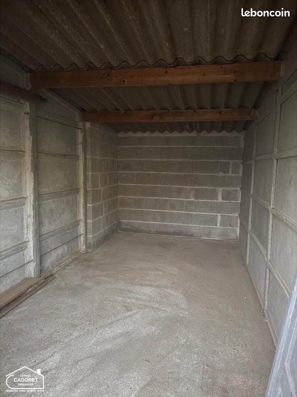 Parking 12 m² · à Paimbœuf · 12 m² · 75 €/mois