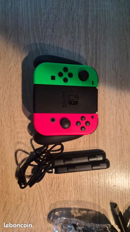 Switch OLED, manette pro, paire de joy-con et 7 jeux (image 4)