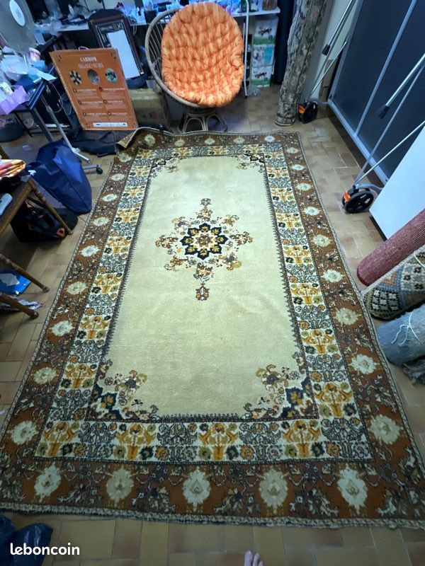 Tapis beige et marron (image 2)