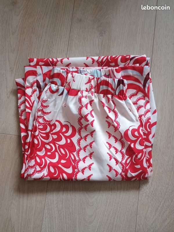 Pantalon fluide léger femme imprimé
Très bon état 
Taille M/L
N'hésitez pas à faire des lots pour les réductions (image 1)