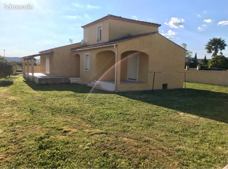 Maison 6 pièces 109 m² · à Clarensac · 109 m² · 1 420 €