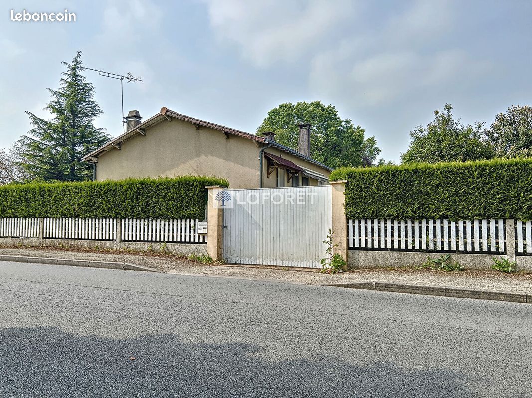 Pavillon 5 pièces 110 m² - Vernoux-en-Gâtine 79240 (image principale 19)