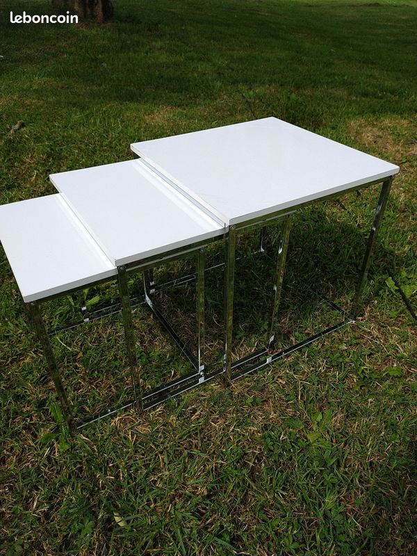 Table gigogne de salon (image 1)