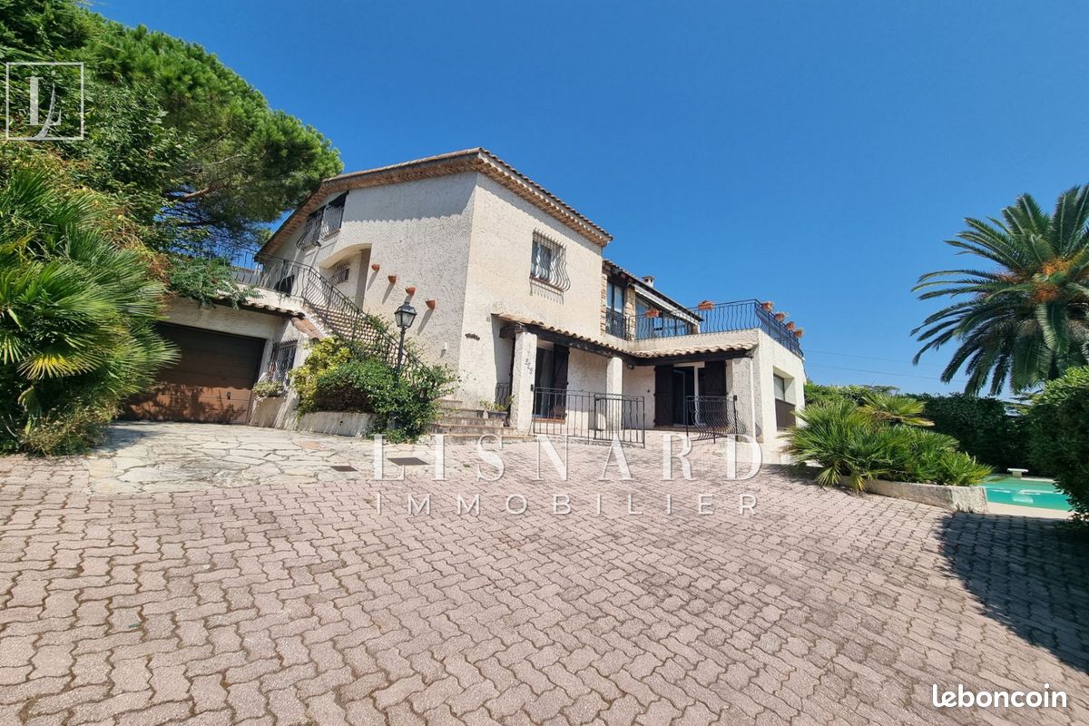 Maison 4 pièces 234 m² · à Vallauris · 234 m² · 890 000 €