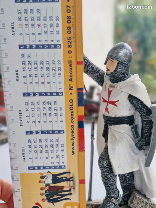 Bouclier et épée miniature Templier
