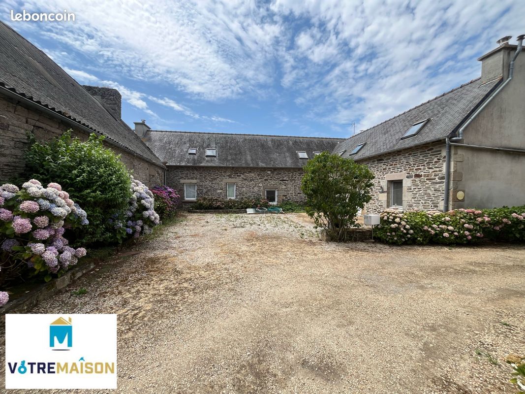 Maison 17 pièces 290 m² · à Taulé · 290 m² · 346 500 €