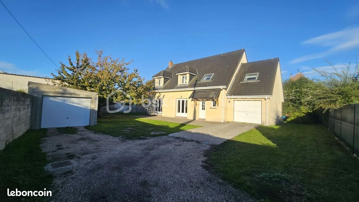 Maison 7 pièces 158 m² · à La Londe · 158 m² · 335 000 €