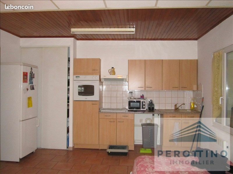 Appartement 1 pièce 28 m² · à Saint-Savournin · 28 m² · 570 €/mois
