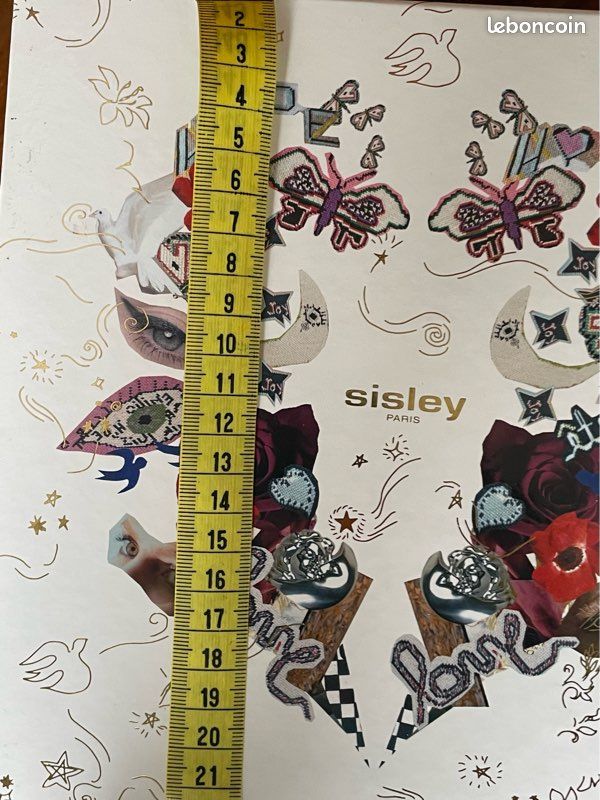 Boîte cadeau Sisley Paris neuve (image 13)