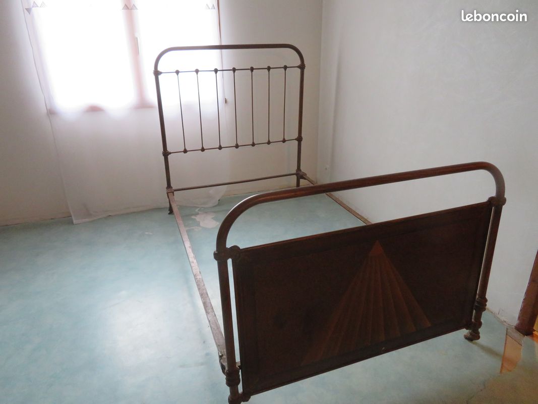 Lit ancien (image 1)