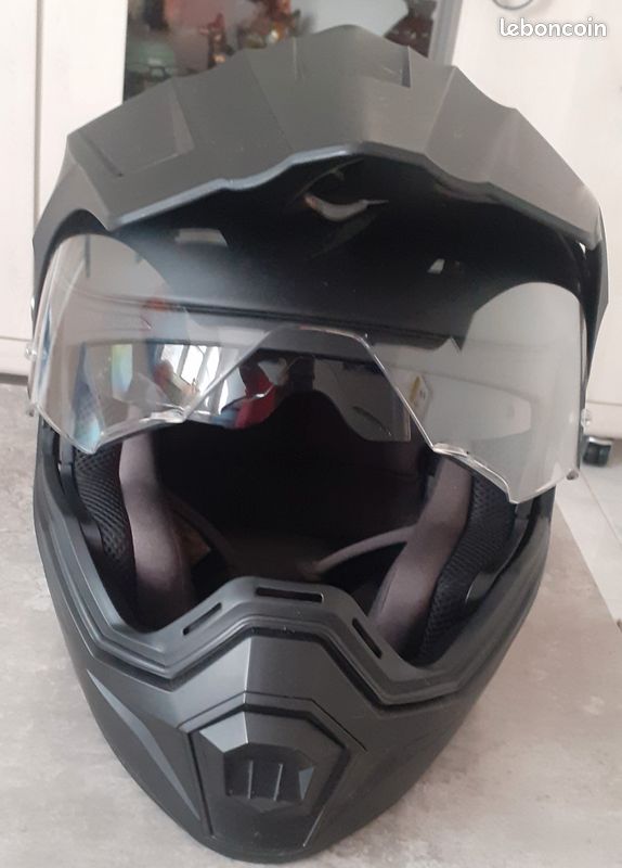 Casque scorpion exo (image 1)
