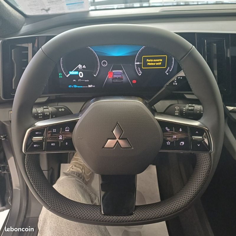 MITSUBISHI ECLIPSE CROSS BEV 87 KWH 220 INVITE+ 22kW (image 15)