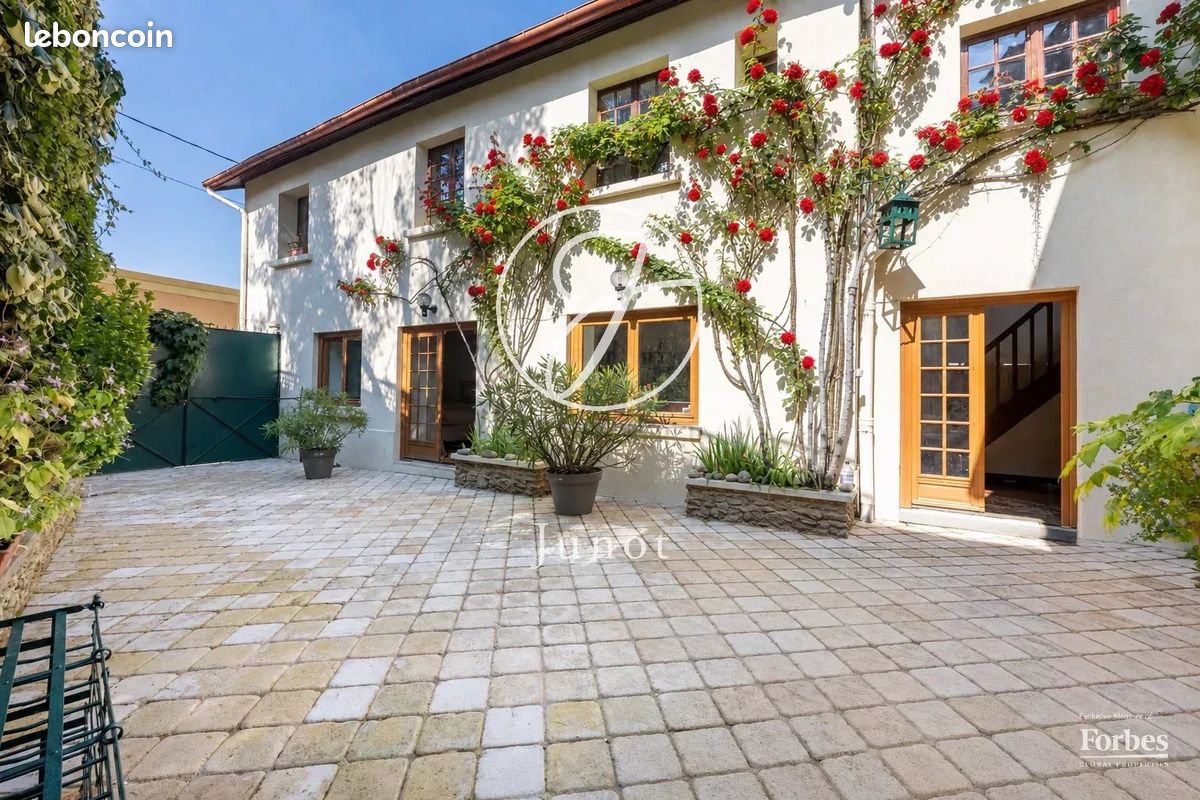 Maison 6 pièces 154 m² · à La Celle-Saint-Cloud · 154 m² · 790 000 €