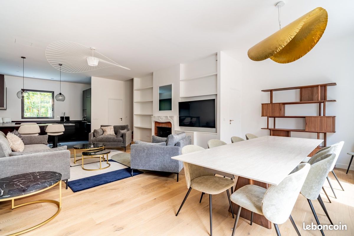 Appartement 6 pièces 152 m² · à Suresnes · 152 m² · 3 950 €