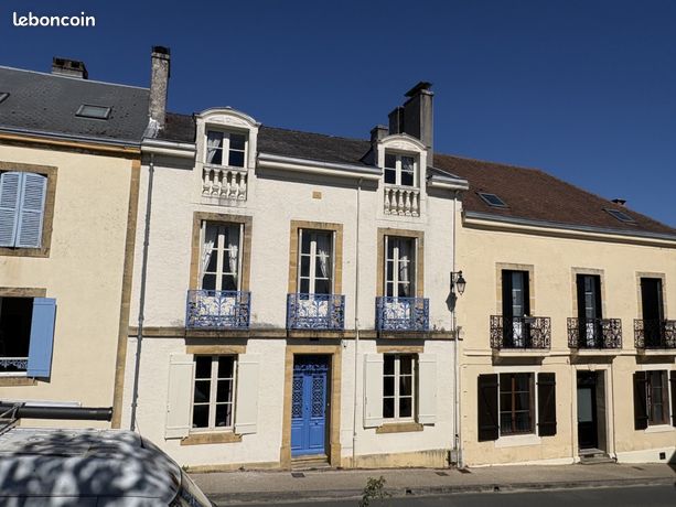 Propriété 9 pièces 237 m²