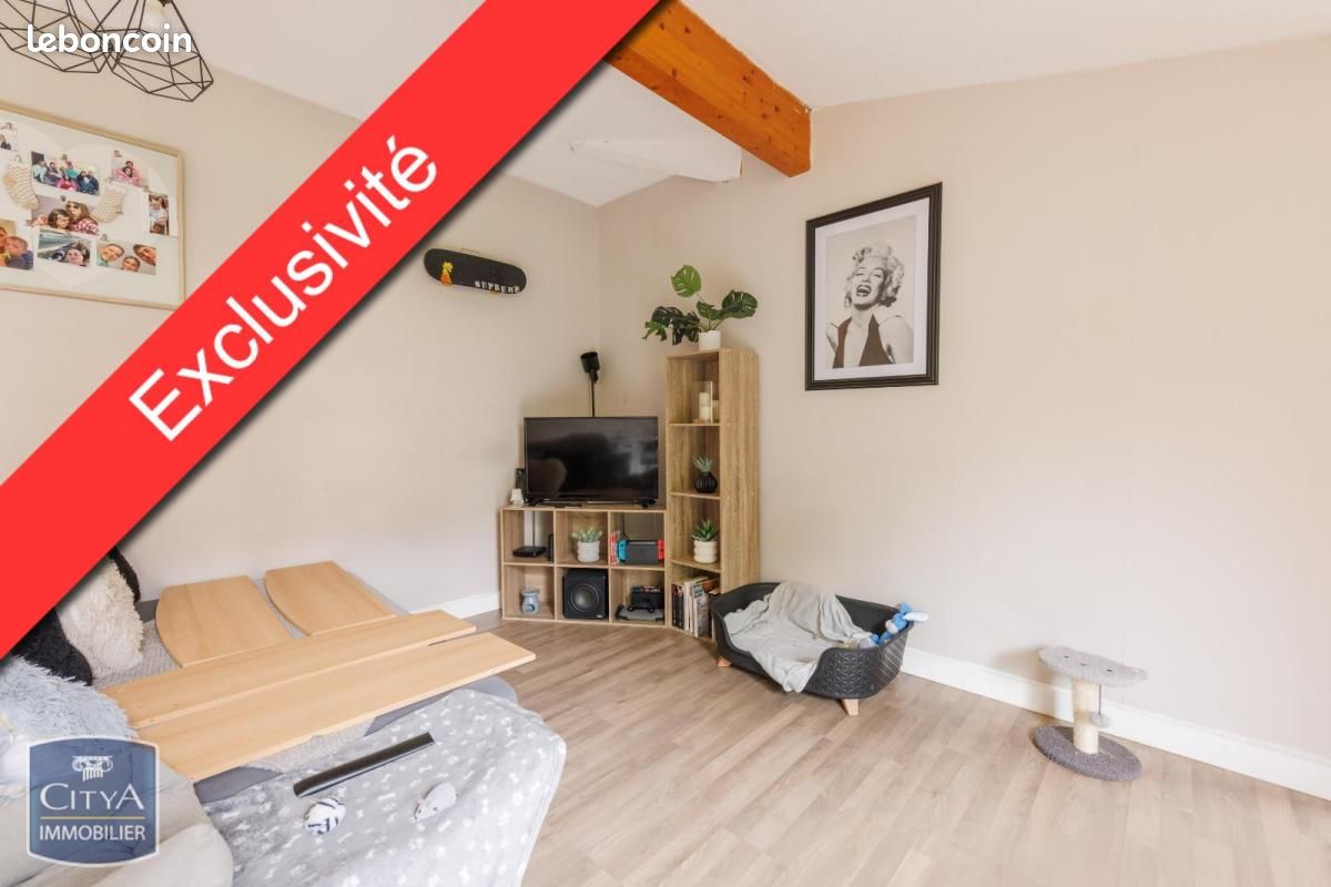 Appartement 2 pièces 45 m² · à Thiers · 45 m² · 65 000 €