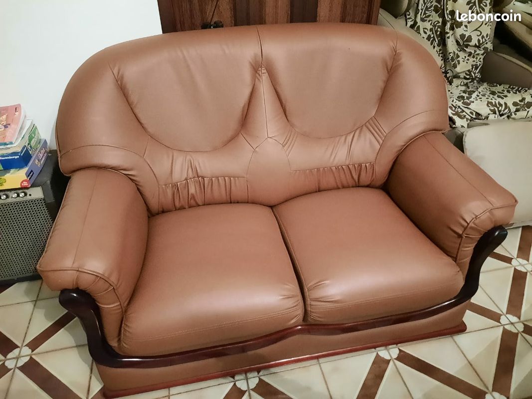 Fauteuil similicuir (image 1)