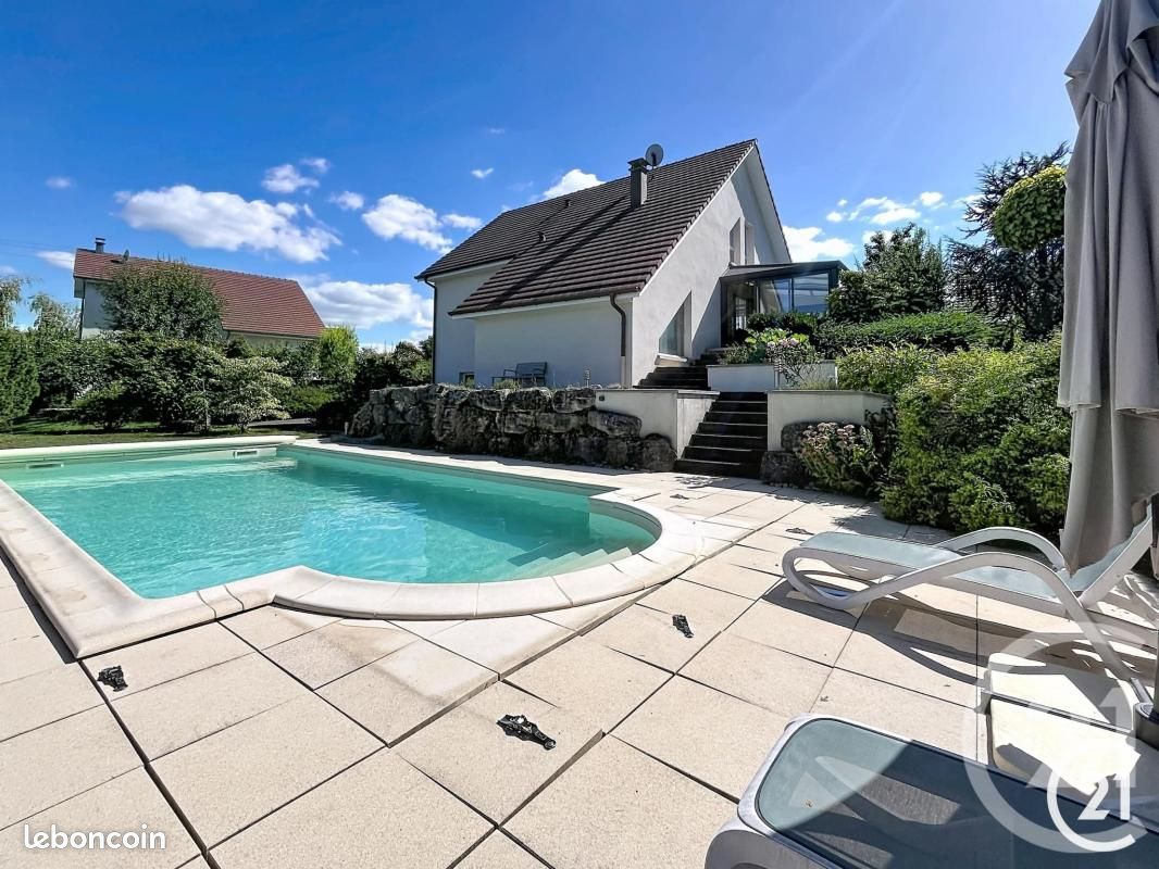 Maison 7 pièces 190 m² · à Dung · 190 m² · 429 000 €