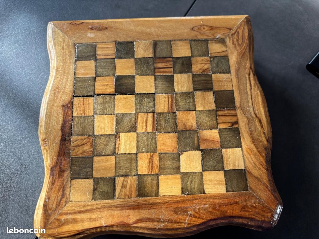 Jeux de dames et d'échecs : Coffret en bois - Jeux et jouets JeuJura