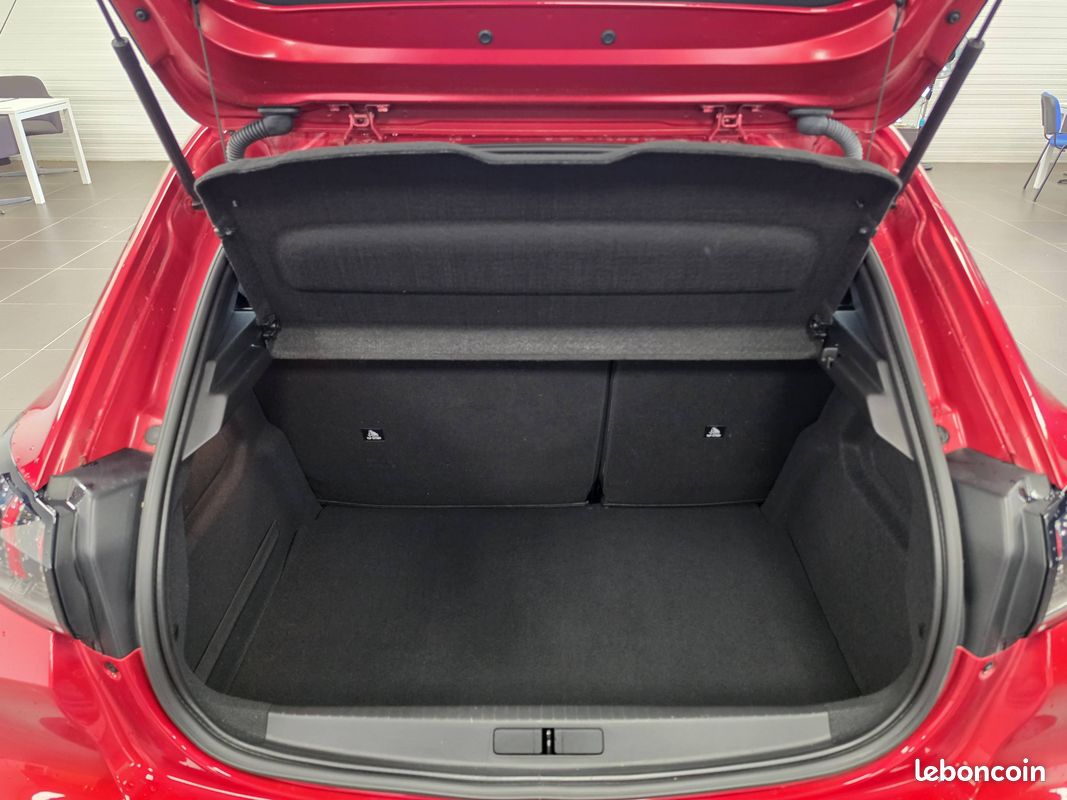 PEUGEOT 208 PureTech 100 S&S EAT8 Allure (image 7)