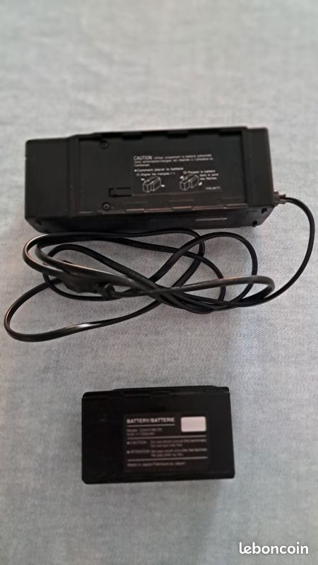 CAMÉSCOPE VHS-C PHILIPS Vkr6848 + 1 Cassette EUR 5,00 - FR