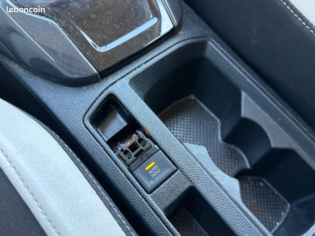 VOLKSWAGEN T-ROC 2.0 TDI 150 Start/Stop DSG7 Carat - CAMERA DE RECUL - CARPLAY (image 33)