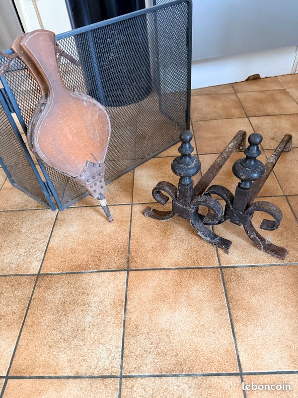 Chenets, grille et soufflets (image 3)