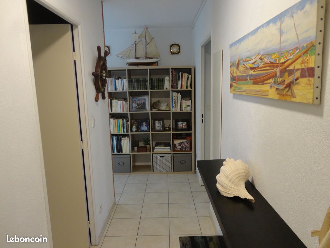 VENTE DIRECTE PROPRIÉTAIRE – 13010 LES TROIS PONTS – T4 LUMINEUX – TERRASSE 12 m² – PARKING PRIVATIF (image 14)