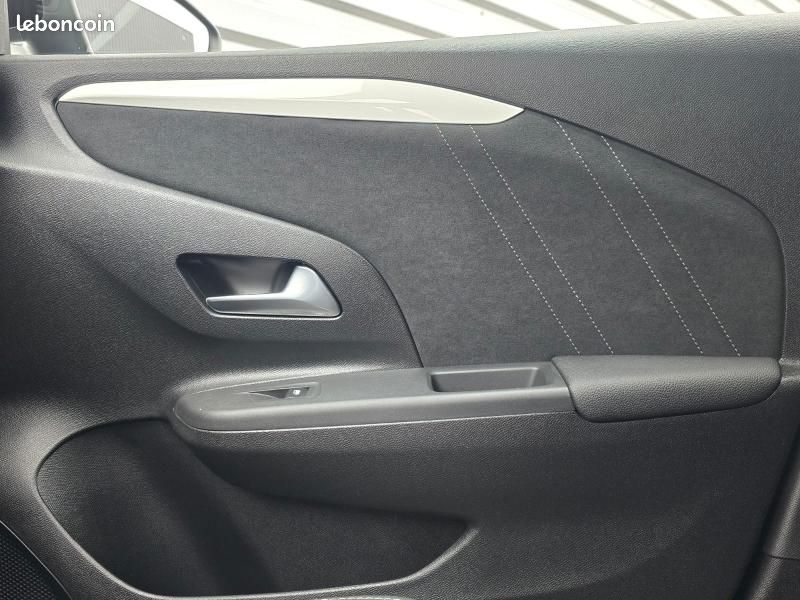 Opel Corsa 1.2 Turbo Hybrid 110ch GS e-DCT6 (image 25)
