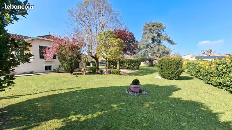 Maison 6 pièces 126 m² · à Angoulême · 126 m² · 359 000 €