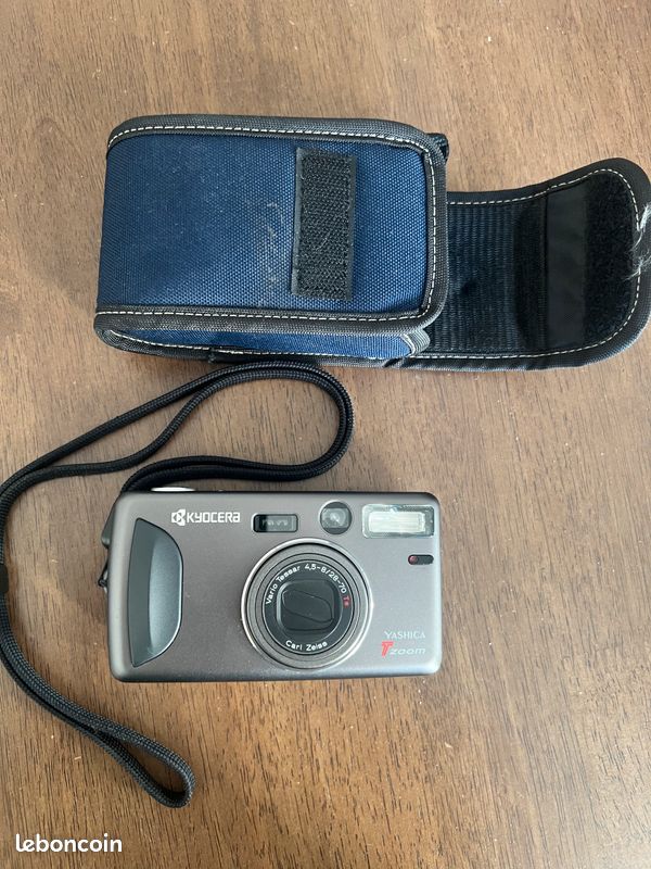Kyocera Yashica T4 Zoom 35mm Film Camera