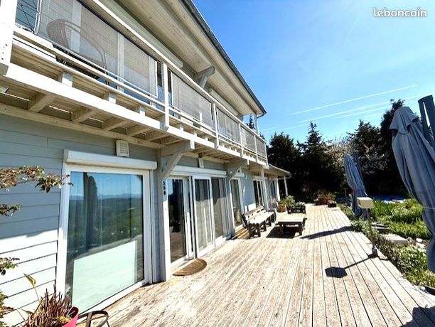 Maison 5 pièces 207 m²