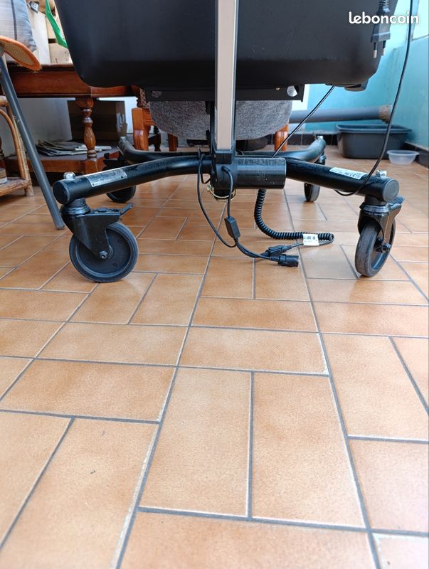 Fauteuil électrique (image 3)