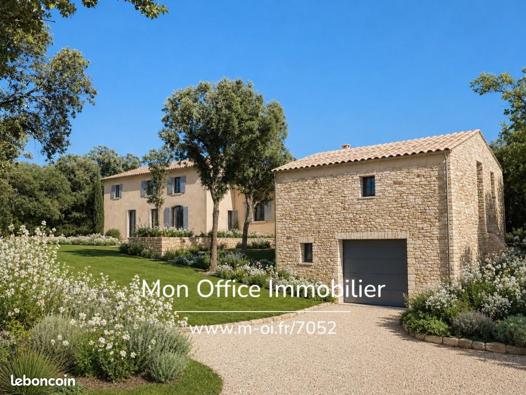 Maison 8 pièces 275 m² · à Bonnieux · 275 m² · 1 150 000 €