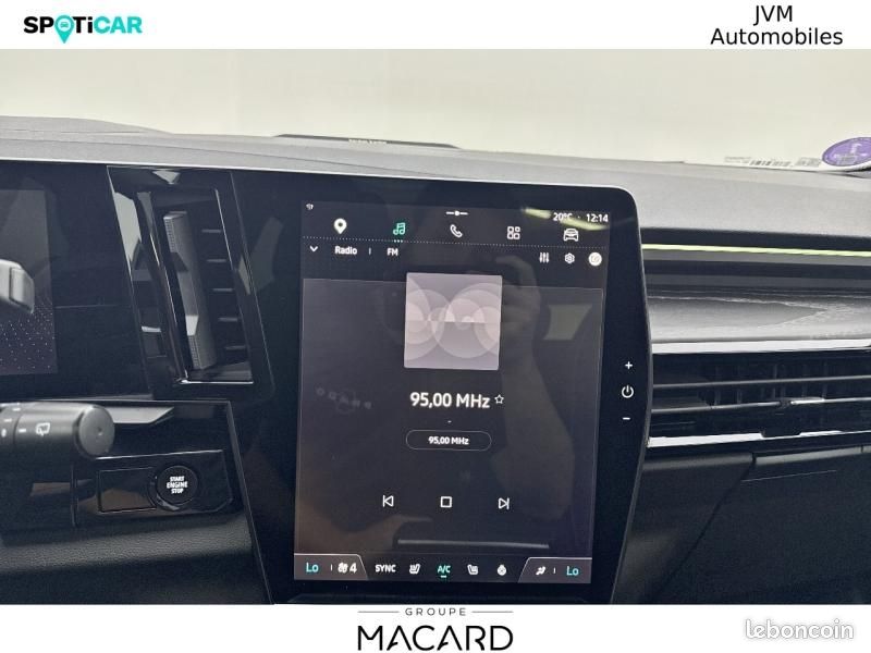Renault Austral 1.2 E-Tech full hybrid 200ch Iconic (image 17)
