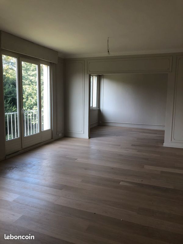 Appartement 4 pièces 121 m² · à Tourcoing · 121,5 m² · 1 298 €