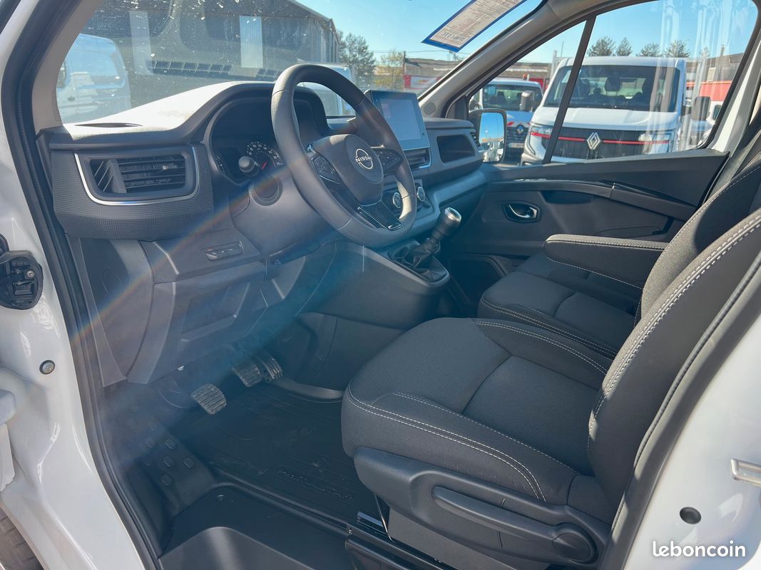 25450 ht Nissan Primastar L1H1 130 cv + Kit Bois + Carplay (image 7)