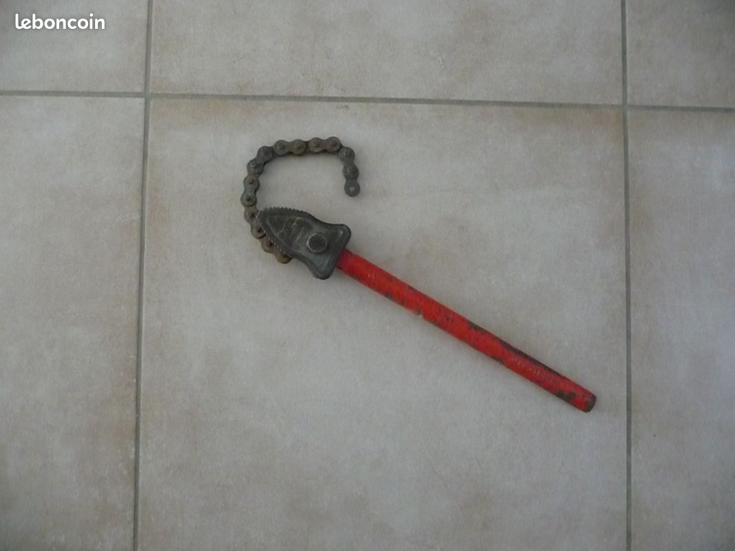 Clé à chaine Virax à 18 euros (image 1)